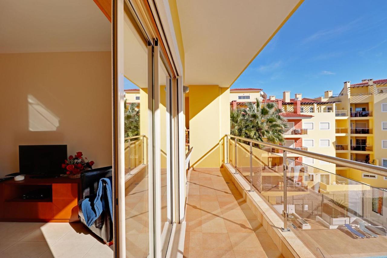 Lagos Balcony With Pool By Homing Екстериор снимка
